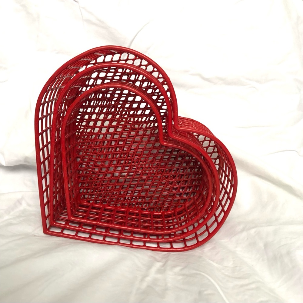 80s Red Nesting Wire Mesh Hearts (3)
